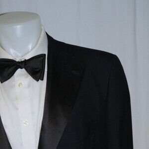 Cesare Attolini Cashmere Blend Navy Barethea Three Roll Two Tuxedo 44R